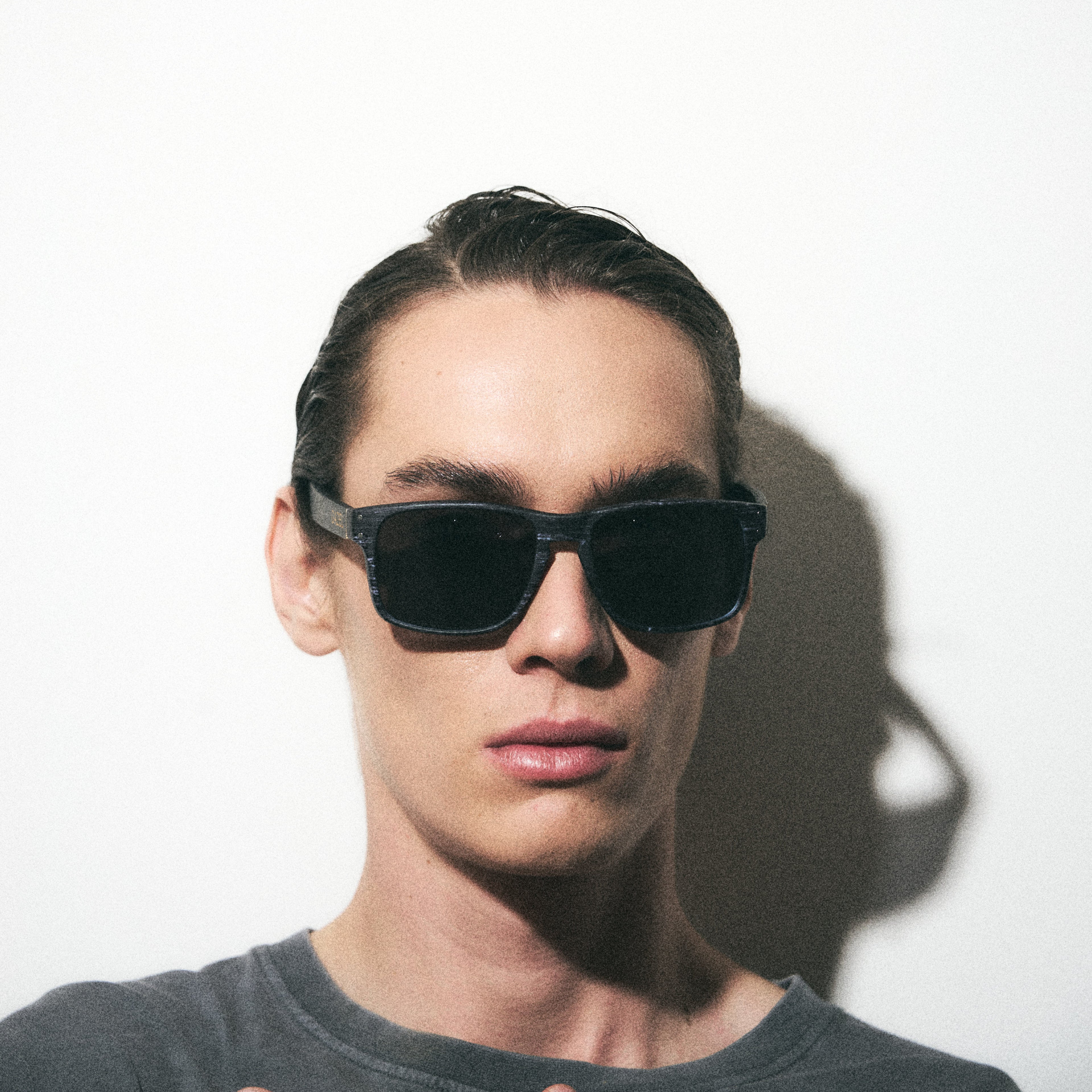 Lente Tide Black Vintage