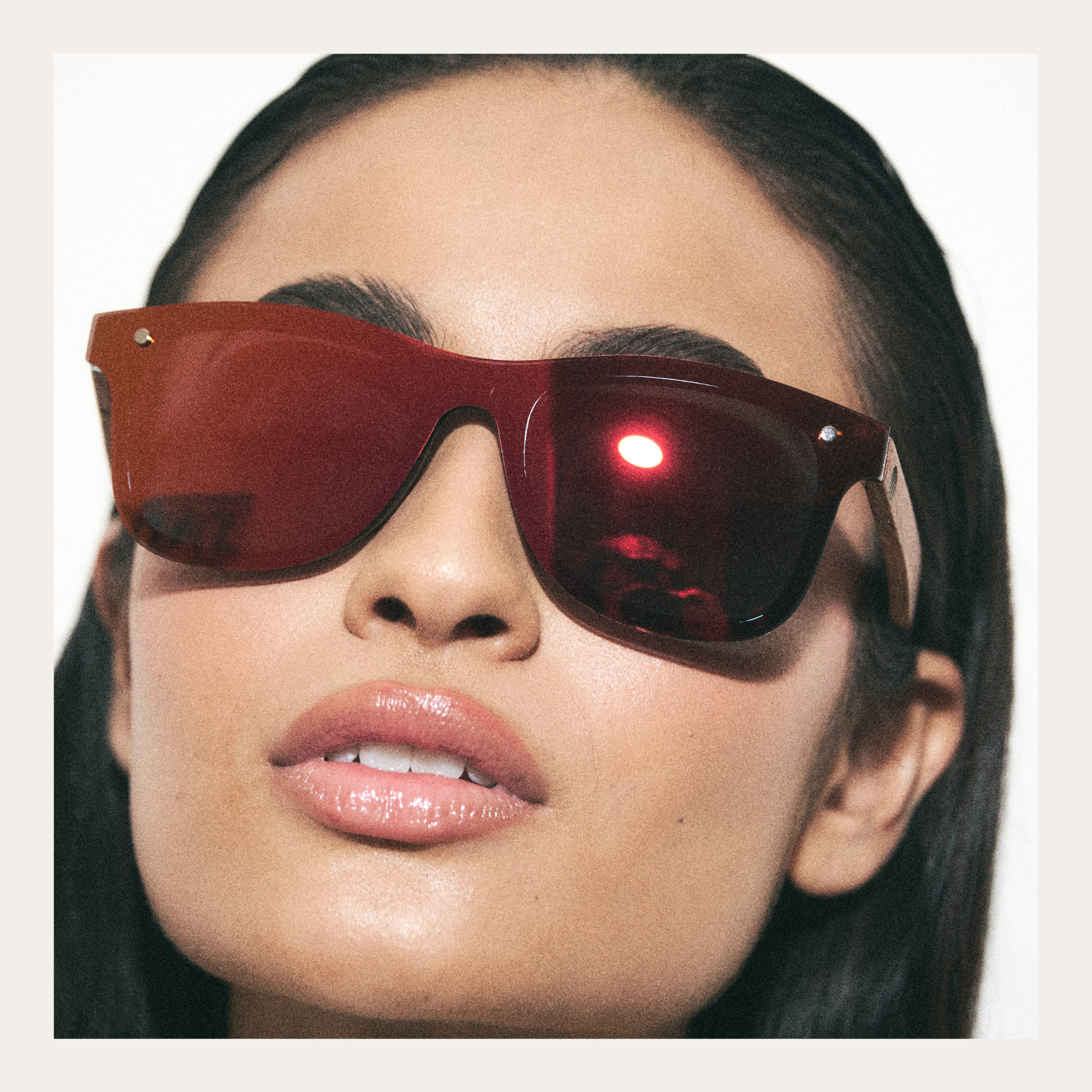 Lente Sky Red