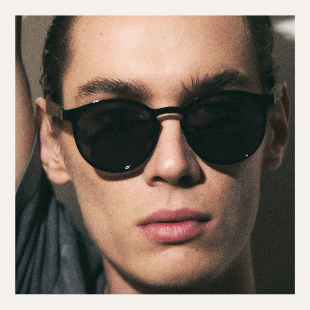 Lente Venus Black